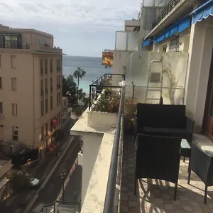 Carre D'or Vue Sur Mer Apartment