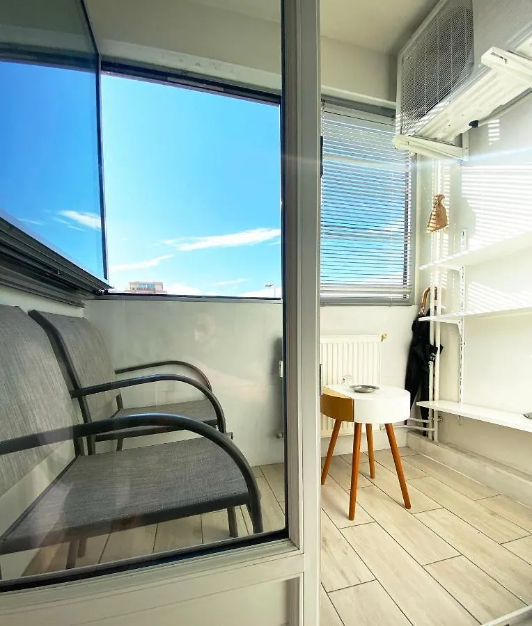 New ! Joli F2 - 10Min De La Mer Apartment Nice