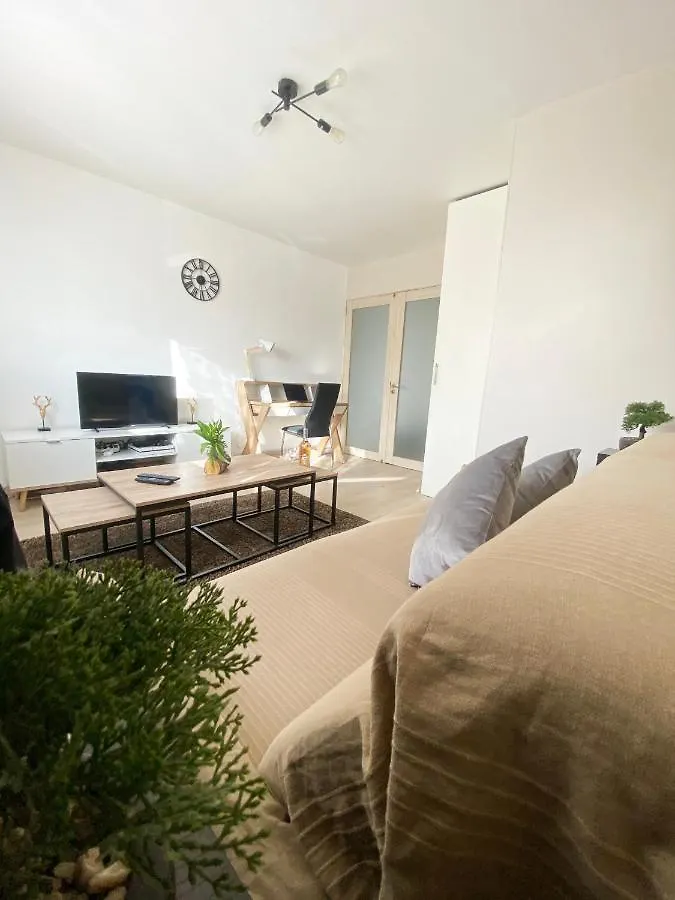 New ! Joli F2 - 10Min De La Mer Apartment Nice